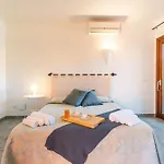 Elegant In Sardinian Stone Appartement *